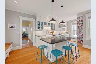 5 Holten St, Danvers, MA 01923 - Photo 4