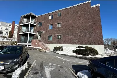 27 Alpine Street #Unit 11, Malden, MA 02148 - Photo 2