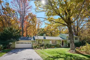 44 Sheffield Ln, Northampton, MA 01062 - Photo 1