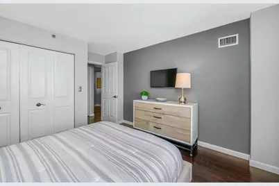 8-12 Museum Way #828, Cambridge, MA 02141 - Photo 8