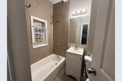 413 Boston St #2L, Lynn, MA 01905 - Photo 10