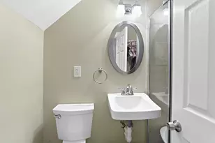 181 Green St, Melrose, MA 02176 - Photo 12