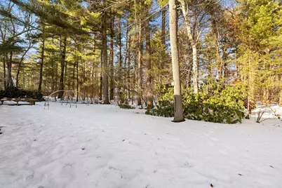 26 Nottingham Dr, Raynham, MA 02767 - Photo 40