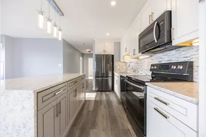 474 Revere Beach Blvd #302, Revere, MA 02151 - Photo 18