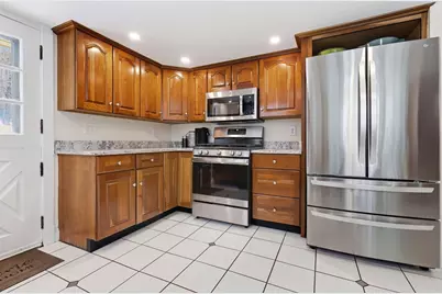 32 Summer Street, Georgetown, MA 01833 - Photo 8