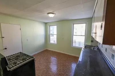 33 Clarkson Street #1, Boston, MA 02125 - Photo 2