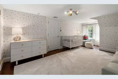 188 Heath St, Brookline, MA 02467 - Photo 34