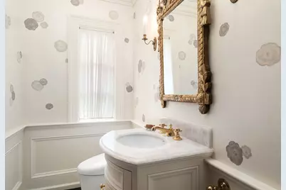 188 Heath St, Brookline, MA 02467 - Photo 10