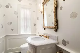 188 Heath St, Brookline, MA 02467 - Photo 10