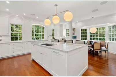 188 Heath St, Brookline, MA 02467 - Photo 18