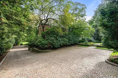 188 Heath St, Brookline, MA 02467 - Photo 32