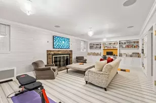 188 Heath St, Brookline, MA 02467 - Photo 26