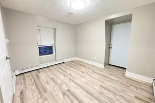 72 Wales St, Taunton, MA 02780 - Photo 6