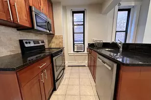 15 St Germain St, Boston, MA 02115 - Photo 2