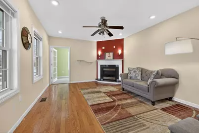 1146 Essex St, Lawrence, MA 01841 - Photo 8