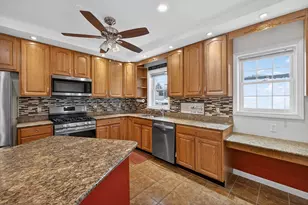 1146 Essex St, Lawrence, MA 01841 - Photo 10