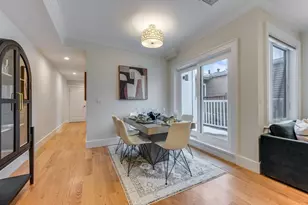 17 Vinton St, Boston, MA 02127 - Photo 8