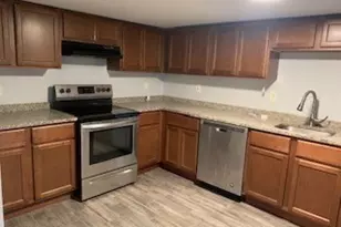 34 Quniton Ave, Attleboro, MA 02703 - Photo 2