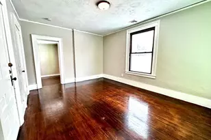 56 Clinton Ave, Holyoke, MA 01040 - Photo 14