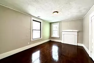 56 Clinton Ave, Holyoke, MA 01040 - Photo 12