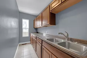 31 Boardman St, Worcester, MA 01606 - Photo 10