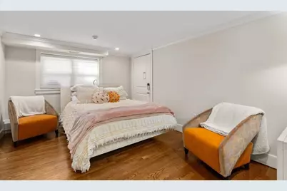 1 Worcester Sq #2, Boston, MA 02118 - Photo 24