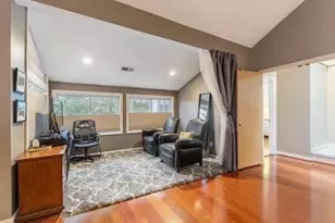 411 Captain Eames Cir, Ashland, MA 01721 - Photo 6