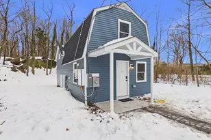 122 Truro St, New Bedford, MA 02745 - Photo 1