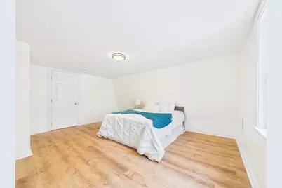 122 Truro St, New Bedford, MA 02745 - Photo 24