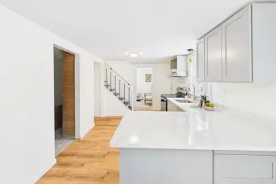 122 Truro St, New Bedford, MA 02745 - Photo 12