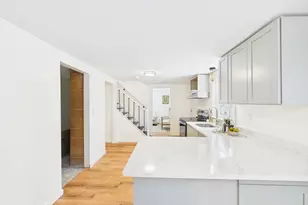 122 Truro St, New Bedford, MA 02745 - Photo 12