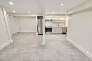 35 Foster St, Boston, MA 02135 - Photo 6