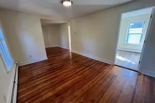 11 Union St, Easthampton, MA 01027 - Photo 6