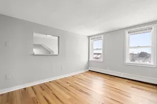 25 1/2 Porter St, Taunton, MA 02780 - Photo 4