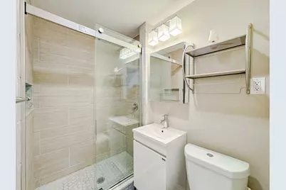 19 Town Hill St #2, Quincy, MA 02169 - Photo 6