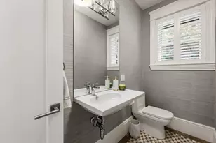 34 Dwight St, Boston, MA 02118 - Photo 12