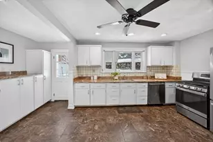 124 Floral Ave, Malden, MA 02148 - Photo 26