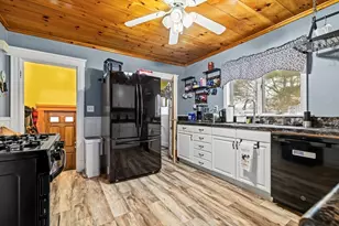 2 Winthrop Ave, Taunton, MA 02780 - Photo 10