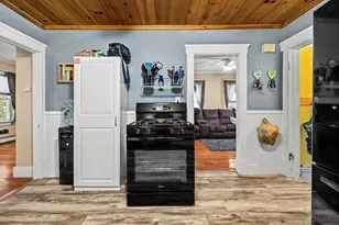 2 Winthrop Ave, Taunton, MA 02780 - Photo 12