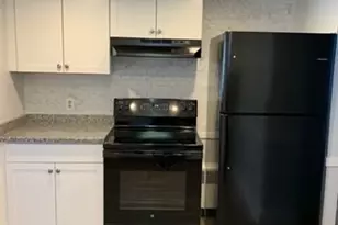 1517 Centre St, Boston, MA 02132 - Photo 6