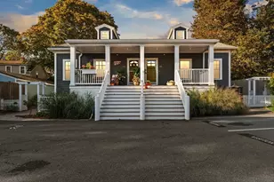 29 Summer St, Ipswich, MA 01938 - Photo 1