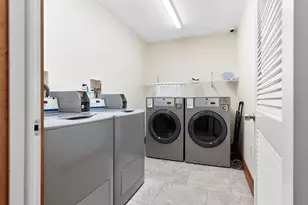 44 Maple St, Danvers, MA 01923 - Photo 18