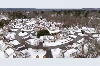 19 Intervale Farm Ln, Northborough, MA 01532 - Photo 4