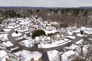 19 Intervale Farm Ln, Northborough, MA 01532 - Photo 4