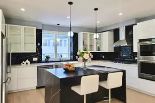 29 Parsons St, Newton, MA 02460 - Photo 6