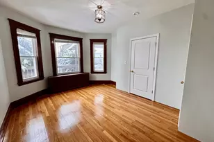 129 Redlands Rd, Boston, MA 02132 - Photo 6