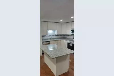 97 Colonel Bell Dr #8, Brockton, MA 02301 - Photo 2