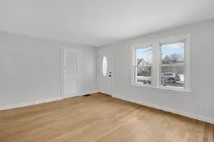 33 Drexel St, Springfield, MA 01104 - Photo 10