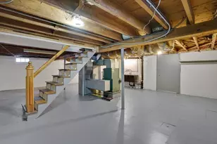 33 Drexel St, Springfield, MA 01104 - Photo 24