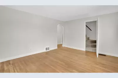 33 Drexel St, Springfield, MA 01104 - Photo 12